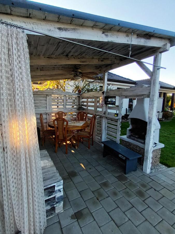 Domcek V Zahrade Villa Liptovský Mikuláš Exterior foto